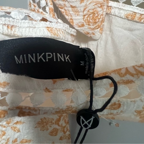 Mink Pink - Kiss the Stars Mini
Dress in Golden New with Tags - Picture 4 of 7